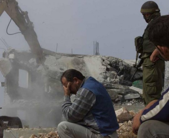 سياسة هدم المنازل مستمرة بالضفة المحتلة والقدس