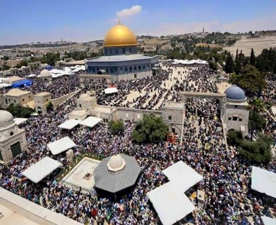 الصلاة في الاقصى