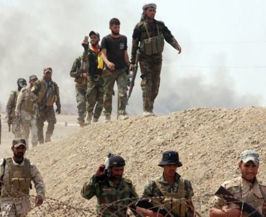 الجيش العراقي يلتقي بقوات الحشد الشعبي شرق القائم