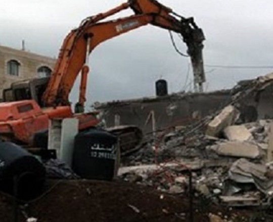 مشاهد من هدم منزل احد الشهداء في القدس