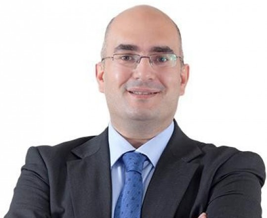 سلامة خليل