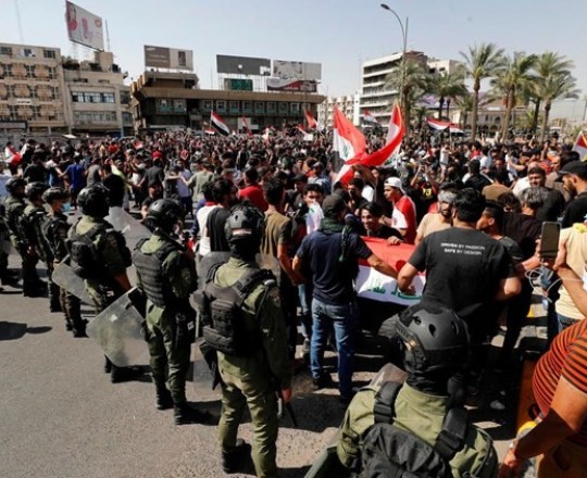 من الاحتجاجات في العراق