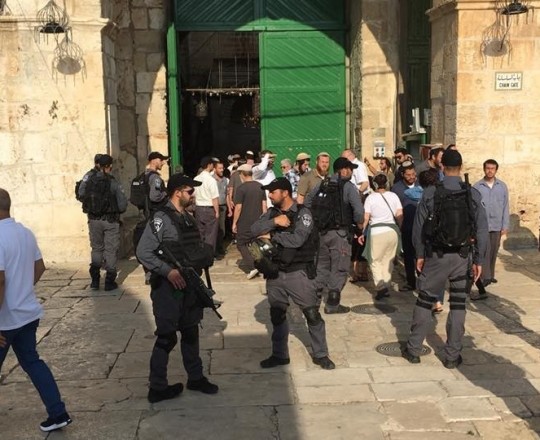 الأقصى - ارشيف