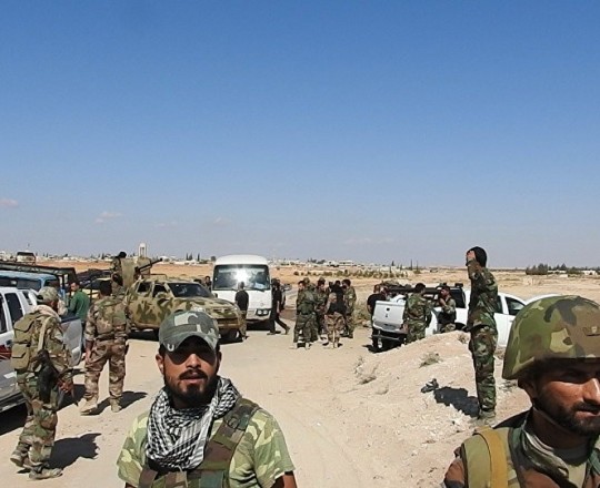 حشود الجيش السوري (سبوتنيك)