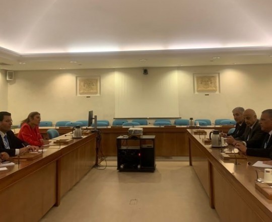 من الاجتماع بين الوزيرين 