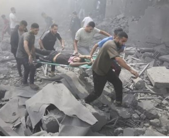  شهداء وإصابة آخرين جراء استهداف جيـش الاحتلال لمحيط مدرسة الفاخورة 