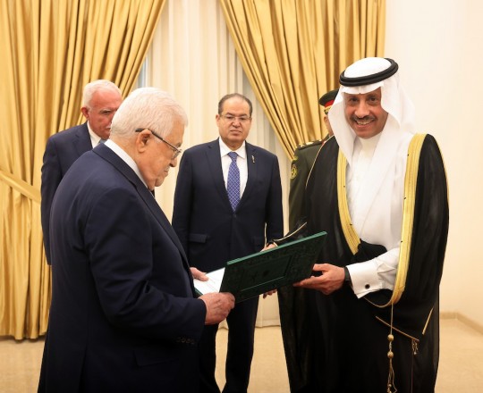 خلال لقاء السفير السعودي بالرئيس عباس يوم أمس برام الله