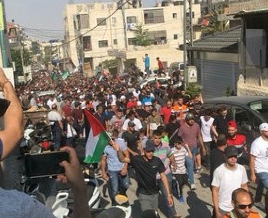 اعتقالات في صفوف من شاركوا في تشييع الشهيد عبيد