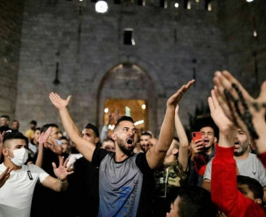 صورة من احتفالات المقدسيين 