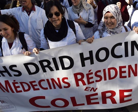 في يوم الشهيد.. أطباء الجزائر يواصلون إضرابهم منذ ثلاثة أشهر