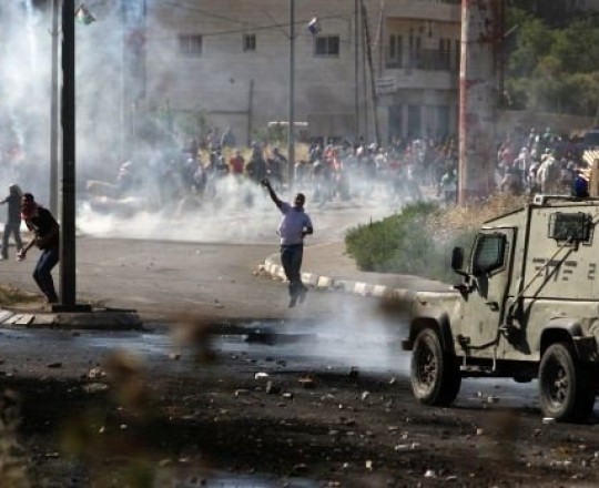 مواجهات بين جنود الاحتلال وشبان فلسطينيين