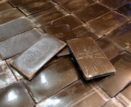 ضبط 95 فرش حشيش و220 كرتونة أترامال برفح