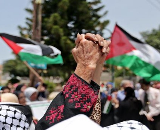 الهجوم على فلسطين وشعبها