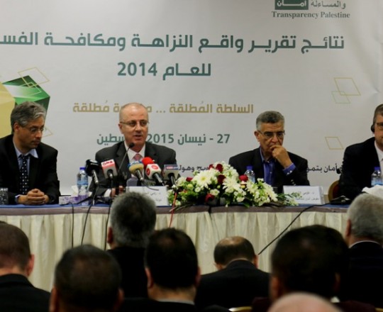 الحمد الله يؤكد انفتاح الحكومة على الجهات الرقابية والجدية في مكافحة الفساد