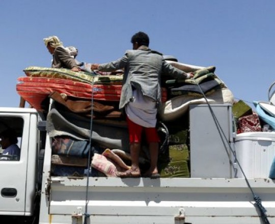  BBC عربي: مواطنون يمنيون ينزحون إلى خارج صنعاء