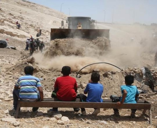 الخان الأحمر