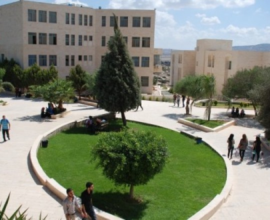 جامعة خضوري بمدينة طولكرم