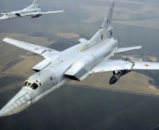 مقاتلات سويسرية ترافق طائرة 