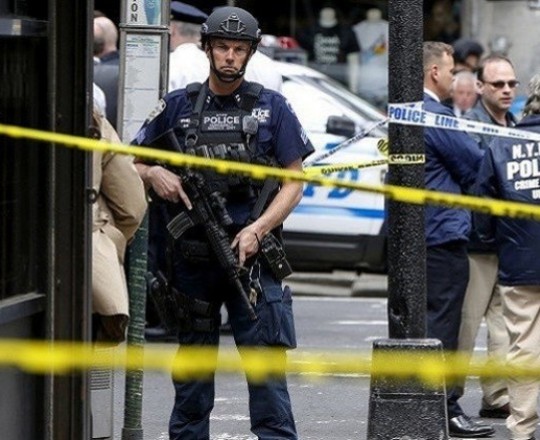 قوات الأمن والشرطة طوقت مكان الحادث