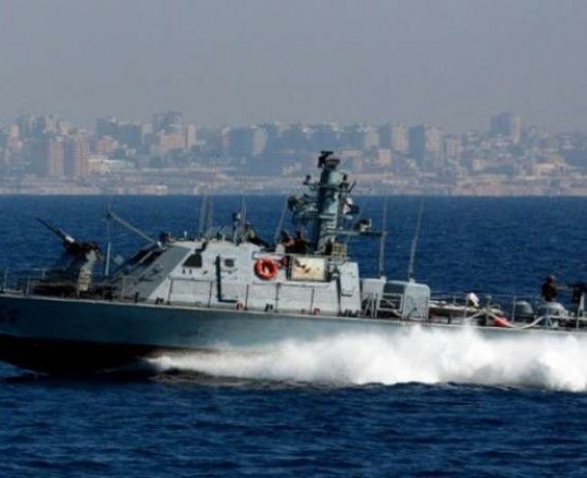 بحرية الاحتلال تستهدف مراكب الصيادين شمال قطاع غزة