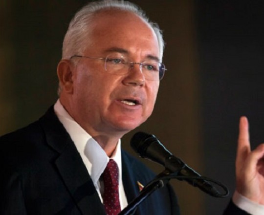 رئيس مجلس الأمن لهذا الشهر، الممثل الدائم لفنزويلا رفائيل راميريز