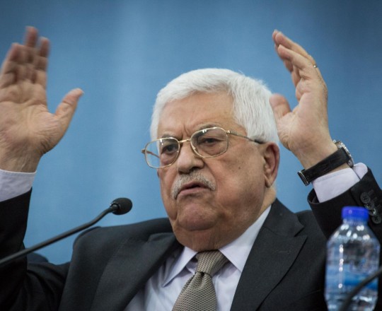 عباس يدعو القيادة إلى اجتماع عاجل اليوم