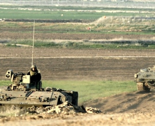 أرشيف: آليات الاحتلال العسكرية شرق غزة