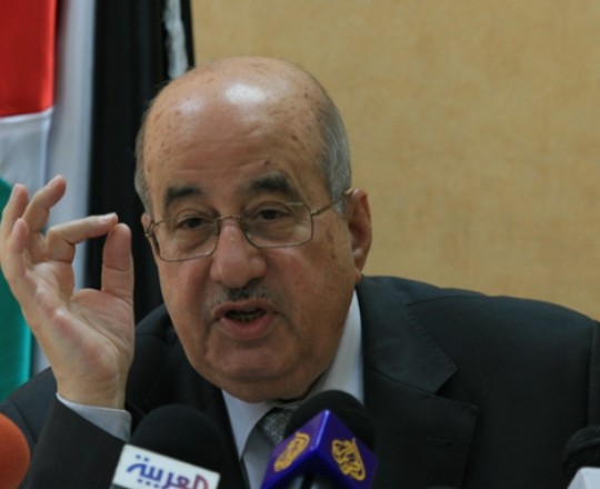 سليم الزعنون دعا أعضاء اللجنة لانعقادها في بيروت - أرشيف 