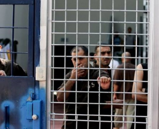 تردي الحالة الصحية للأسير المريض أبو معيلق