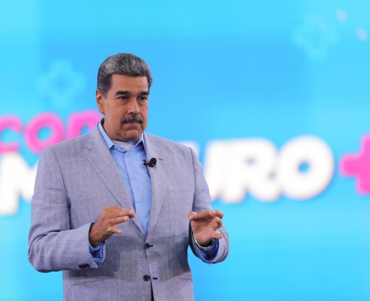 الرئيس الفنزويلي نيكولاس مادورو  خلال برنامجه "مع مادورو أكثر"