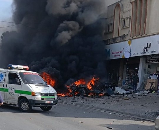 من مكان استهداف المركبة في بلدة الدوير