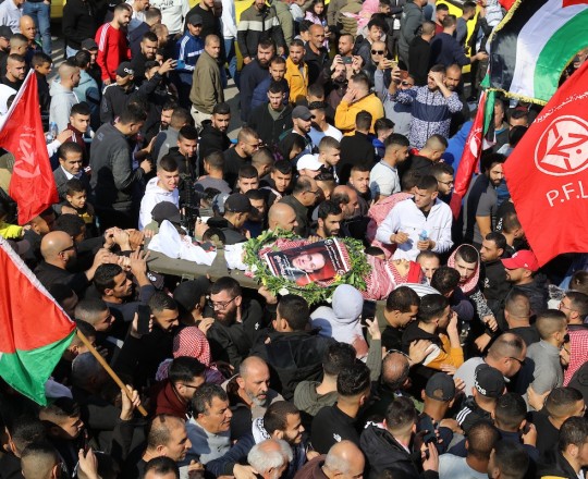 مخيم الدهيشة يودّع الرفيق المقاتل عمر مناع