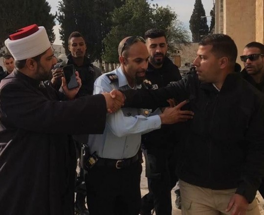 اعتقالات داحل المسجد الأقصى.jpg