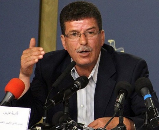 قدورة فارس.