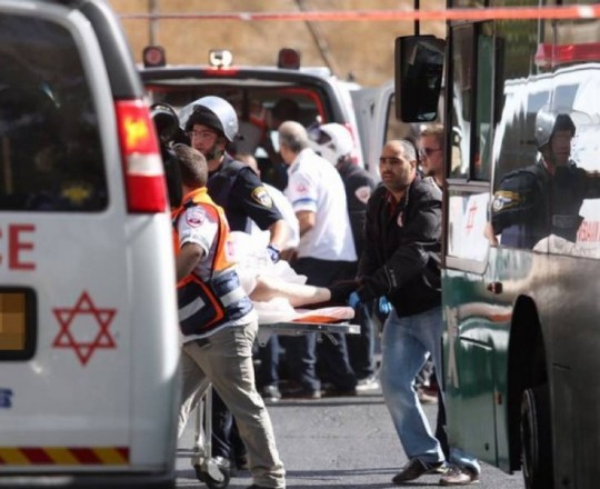 اسعاف "اسرائيلي" يُجلي مصابا- صورة أرشيفية