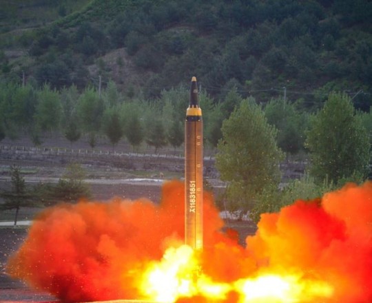 صواريخ كوريا الشمالية 