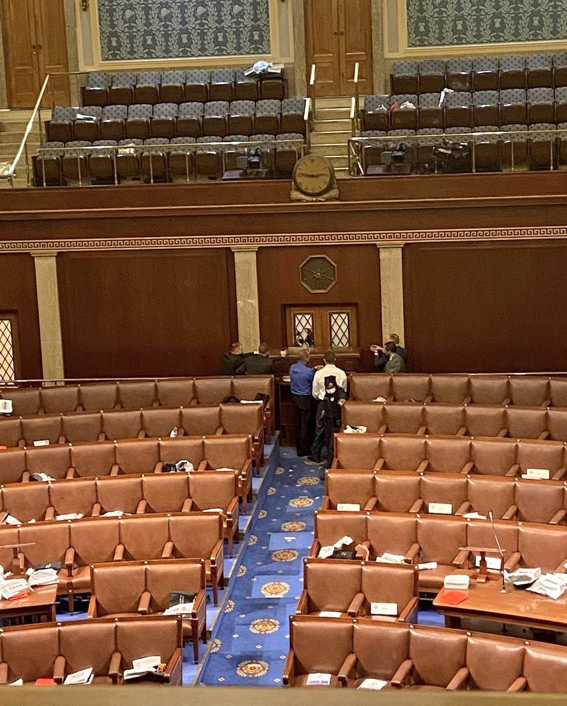 WhatsApp Image 2021-01-06 at 10.09.14 PM.jpeg