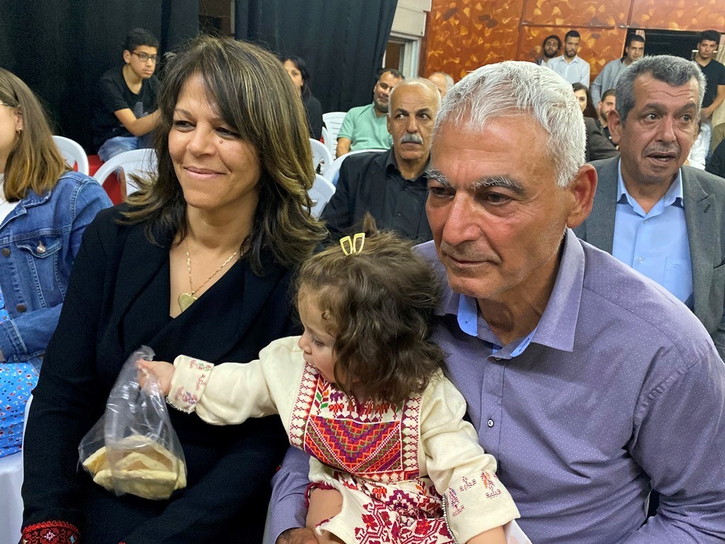 ابداع ومركز بديل يكرمان الاسير المحرر رشدي ابو مخ (15).JPG