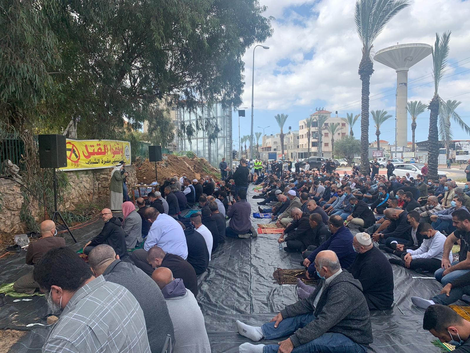 المئات ينتفضون في قلنسوة وأم الفحم رفضًا للجريمة ولتواطؤ الاحتلال مع عصابات الإجرام (5).jpg