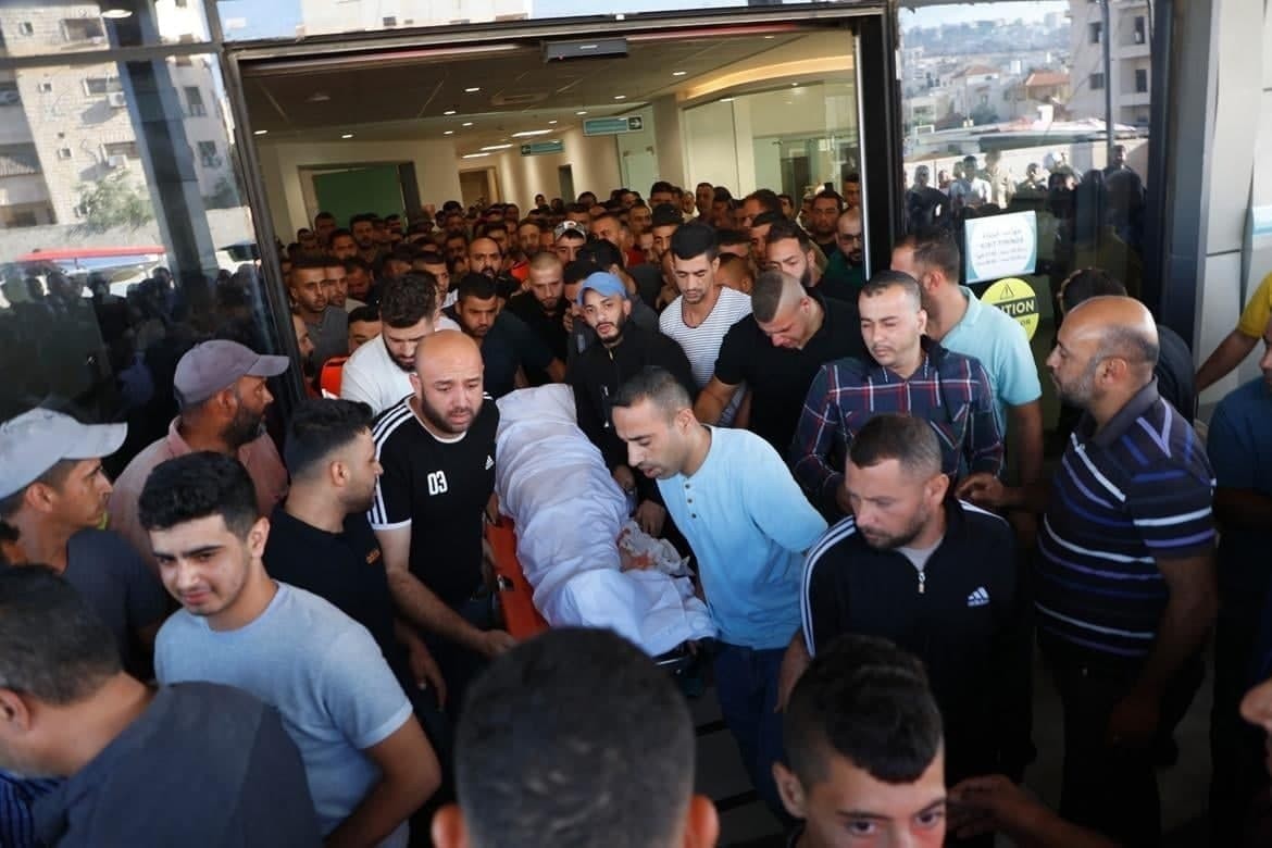 بلدة برقين تودّع شهيدها أسامة صبح  (4).jpg