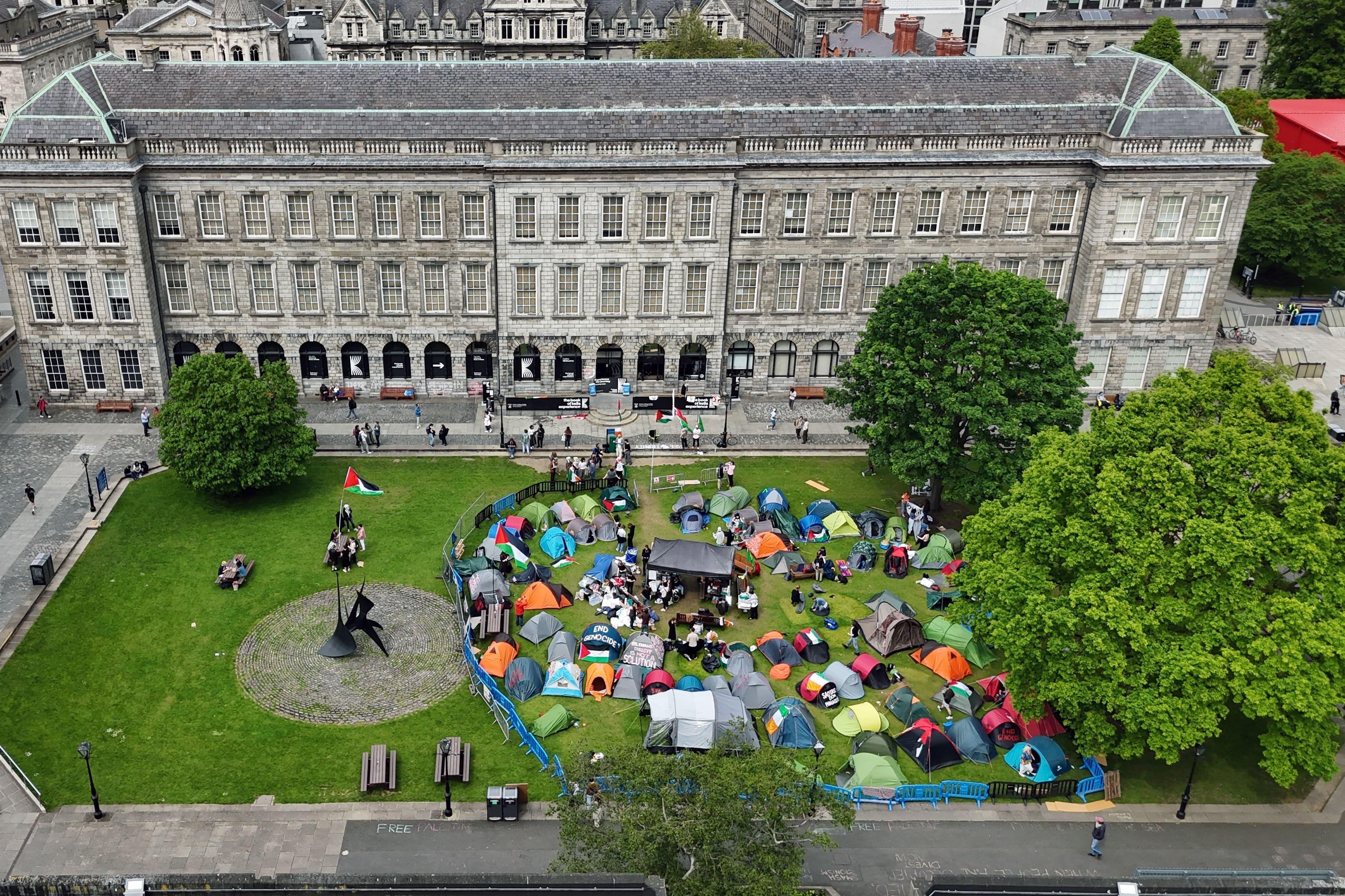 اجتجاجات كولومبيا والسوربون.jpg