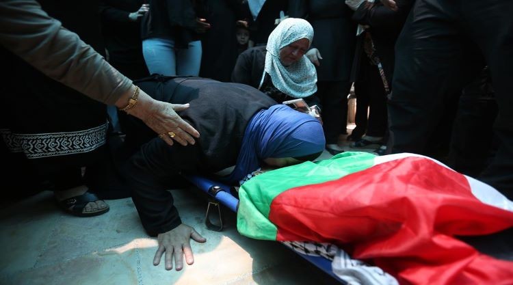 تشييع جثمان الشهيد الطفل محمد منير التميمي في قرية دير نظام برام الله (4).jpg