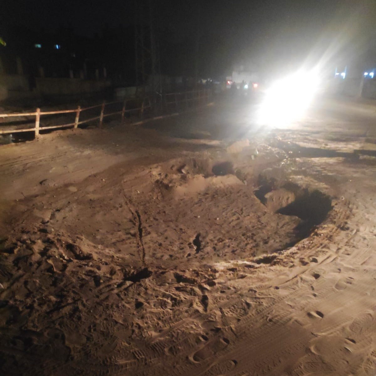 هبوط في شارع بغداد.jpg