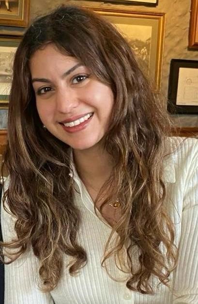 سنا شعبان.jpg