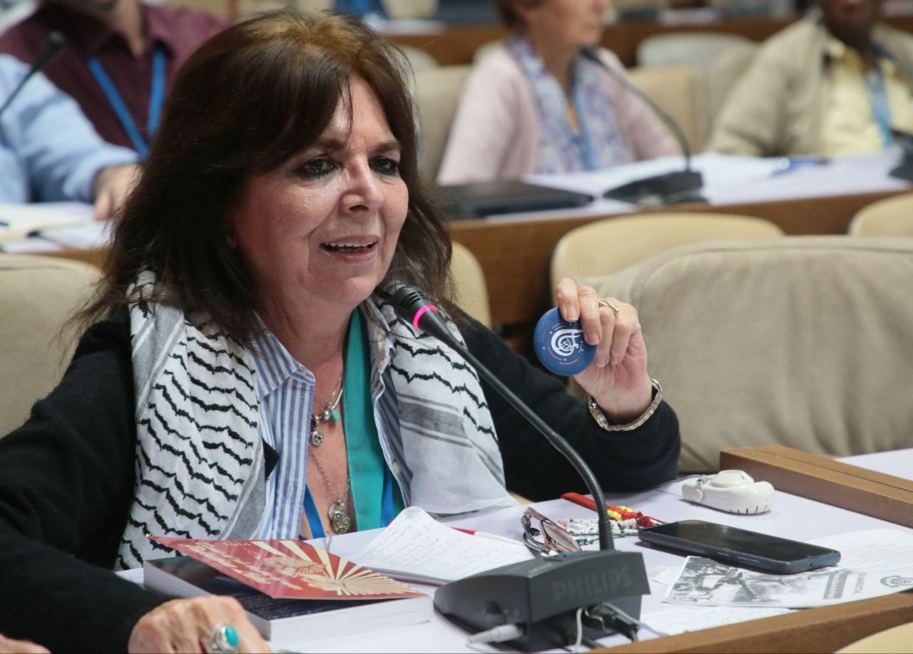 غراسييلا راميريز منسقة اللجنة الدولية للسلام والعدالة وكرامة الشعوب ورئيسة مراسلي مجلة أمريكا اللاتينية في كوبا.jpg