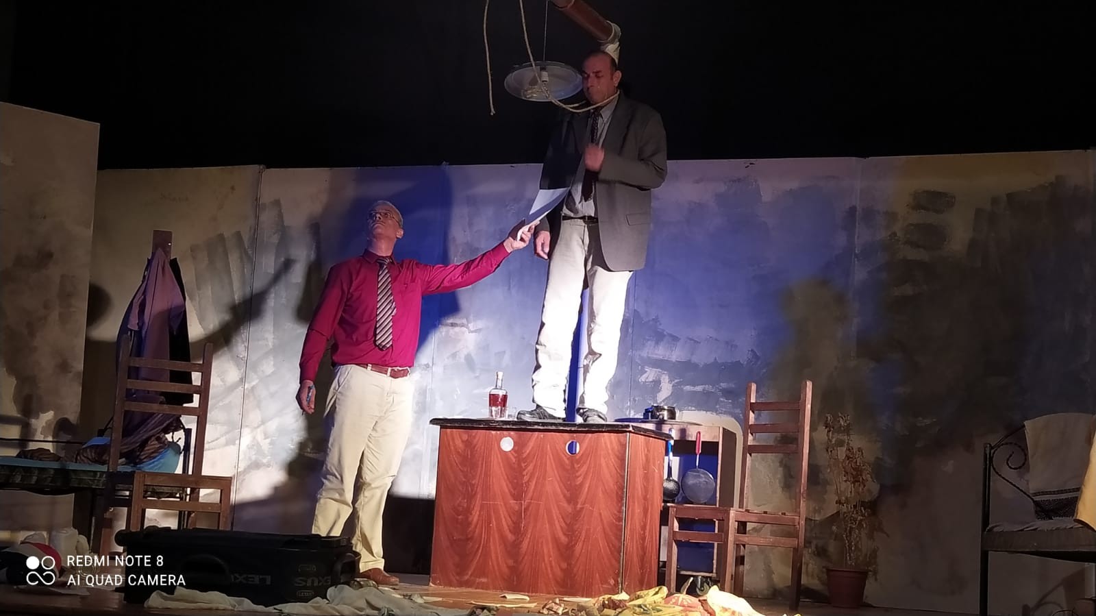 عرض مسرحية المهاجران في غزة  (15).jpg