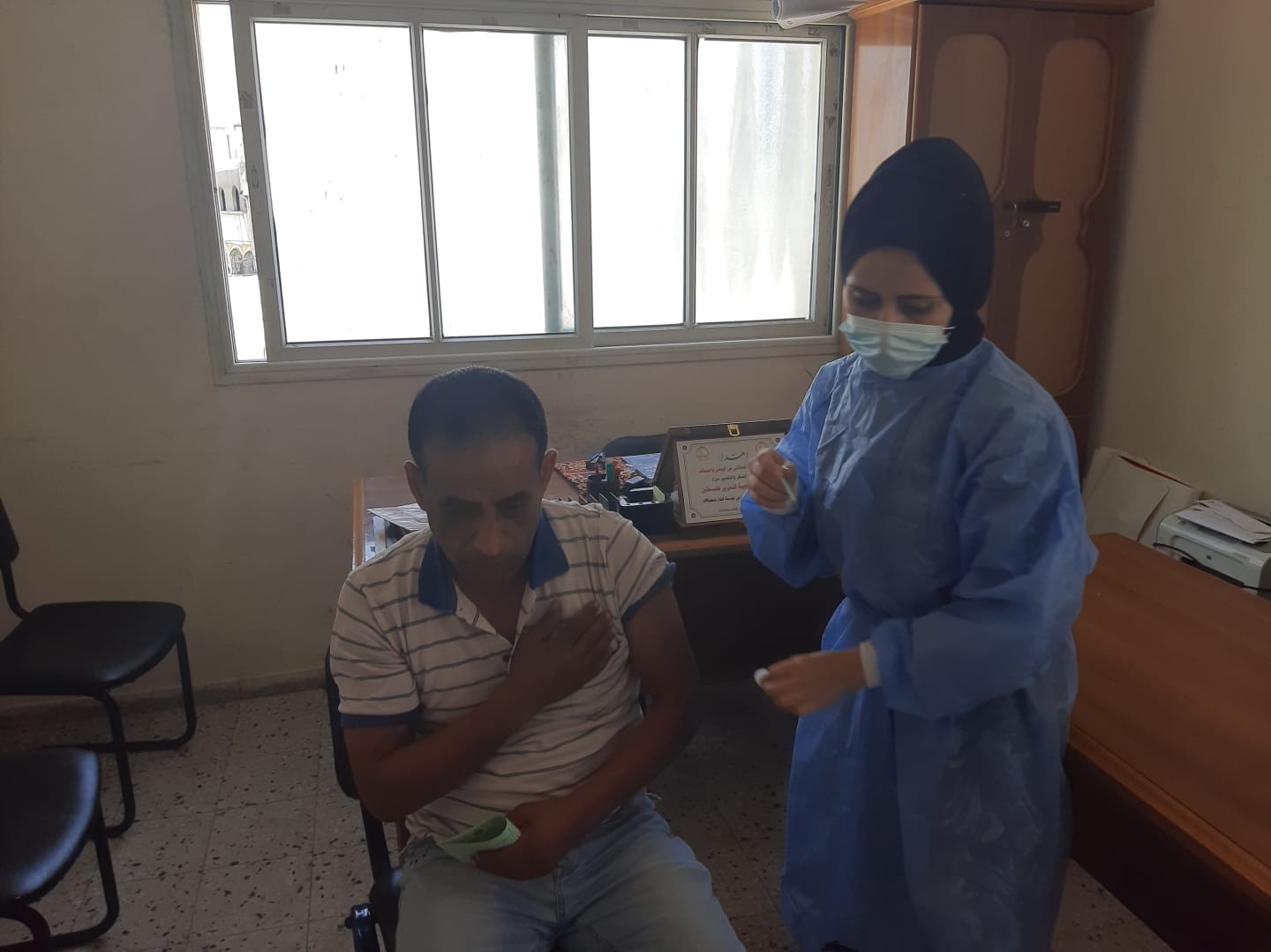 الشعبيّة شمال القطاع تنظم حملة تطعيم واسعة ضد فايروس كورونا (2).jpg